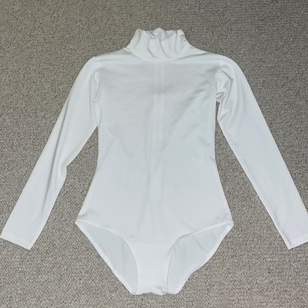 NEW Small White Polyester/Spandex Leotard/Bodysuit